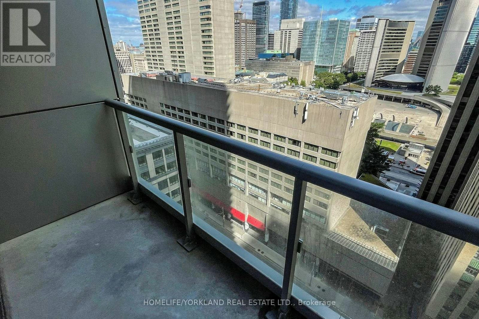 1901-70 Temperance Street, Toronto, ON, M5H 0B1 - 21