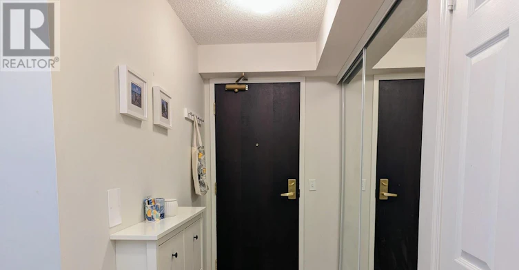 1715-30 Grand Trunk Crescent, Toronto, ON, M5J 3A4 - 4