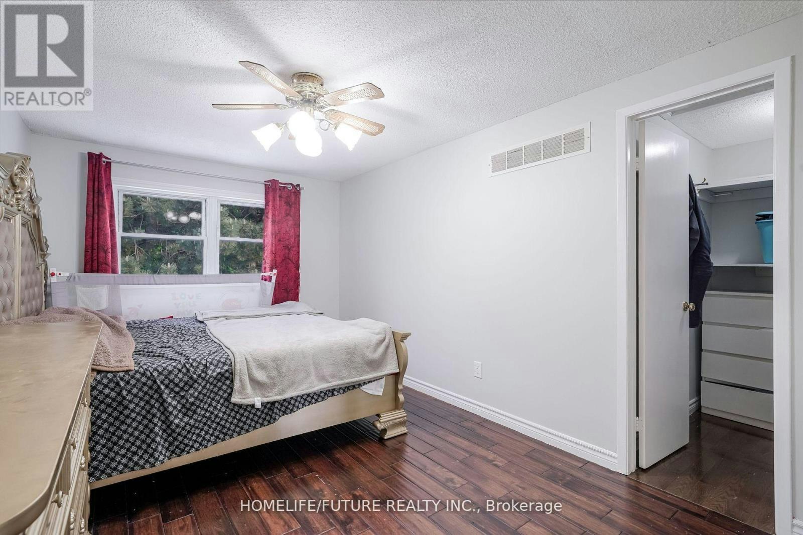 MAIN & 2ND FLR-47 Carisbrooke Square, Toronto, ON, M1B 4M5 - 24