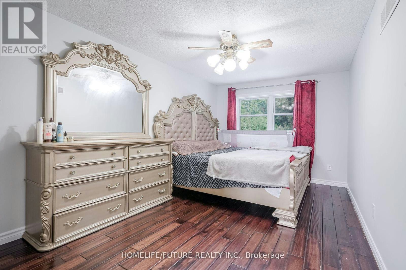 MAIN & 2ND FLR-47 Carisbrooke Square, Toronto, ON, M1B 4M5 - 23