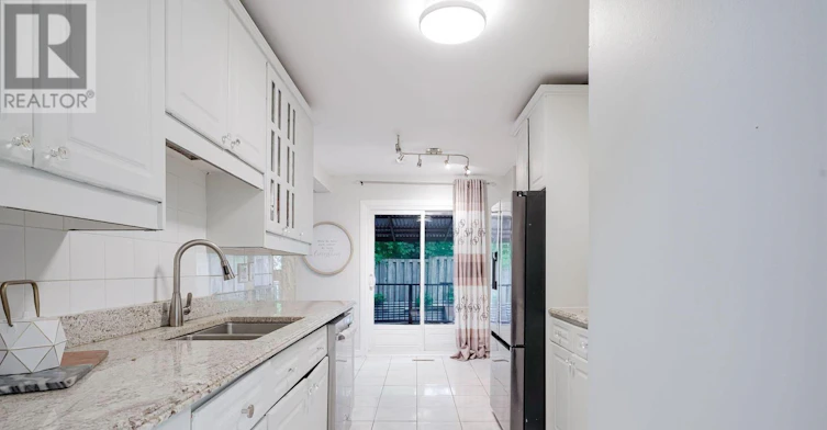 MAIN & 2ND FLR-47 Carisbrooke Square, Toronto, ON, M1B 4M5 - 14