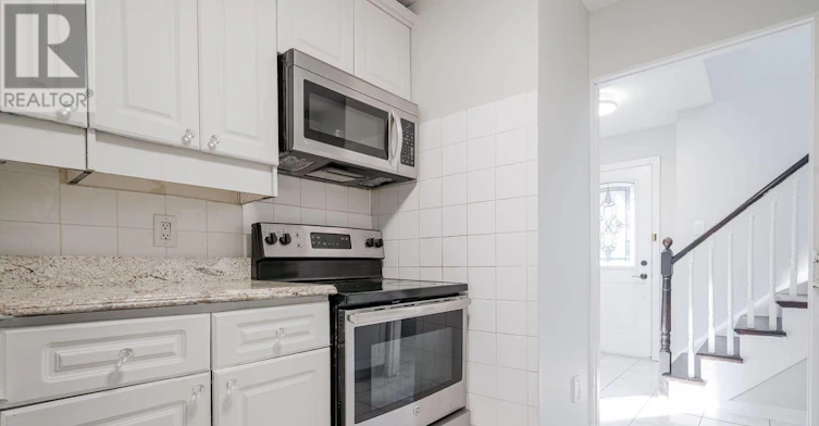 MAIN & 2ND FLR-47 Carisbrooke Square, Toronto, ON, M1B 4M5 - 13