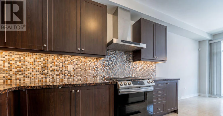 109 Wesmina Avenue, Whitchurch-Stouffville, ON, L4A 4W5 - 2