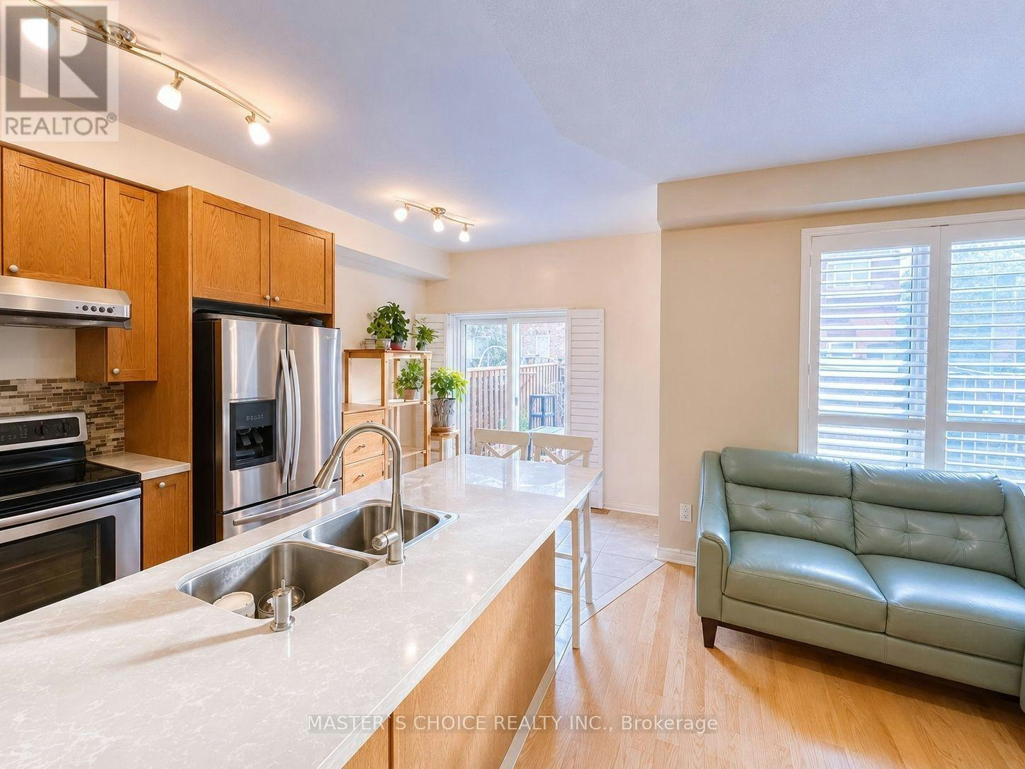 4738 Alana Glen Drive, Mississauga, ON, L5C 0C3 - 4