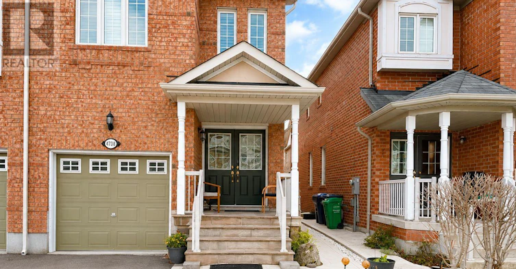 4738 Alana Glen Drive, Mississauga, ON, L5C 0C3 - 2