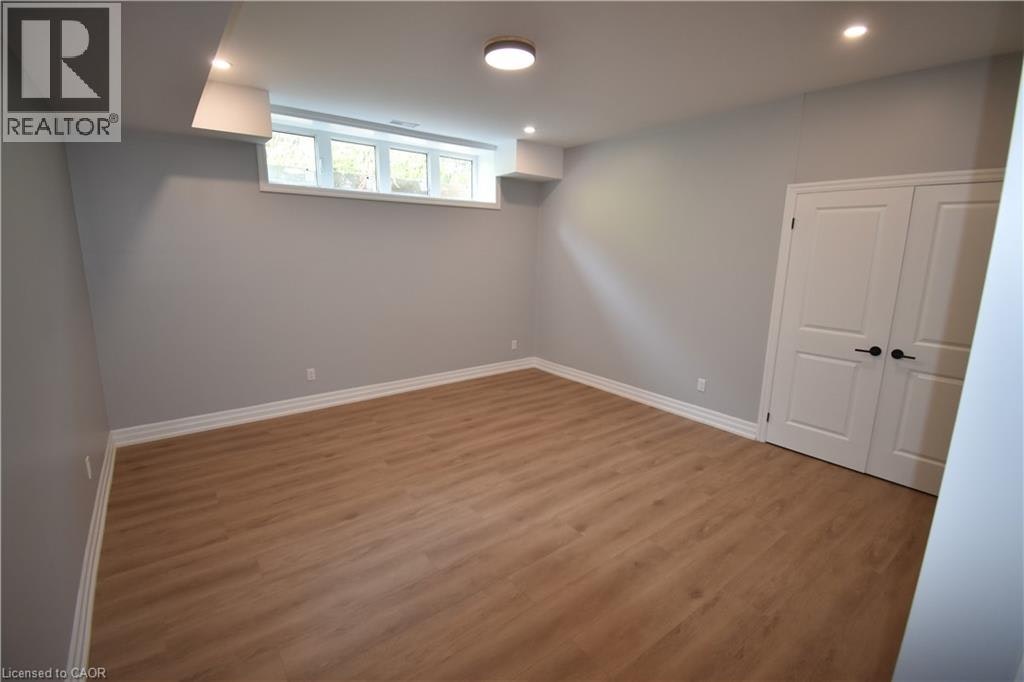 2-1294 Coric Avenue, Burlington, ON, L7R 3S3 - 13