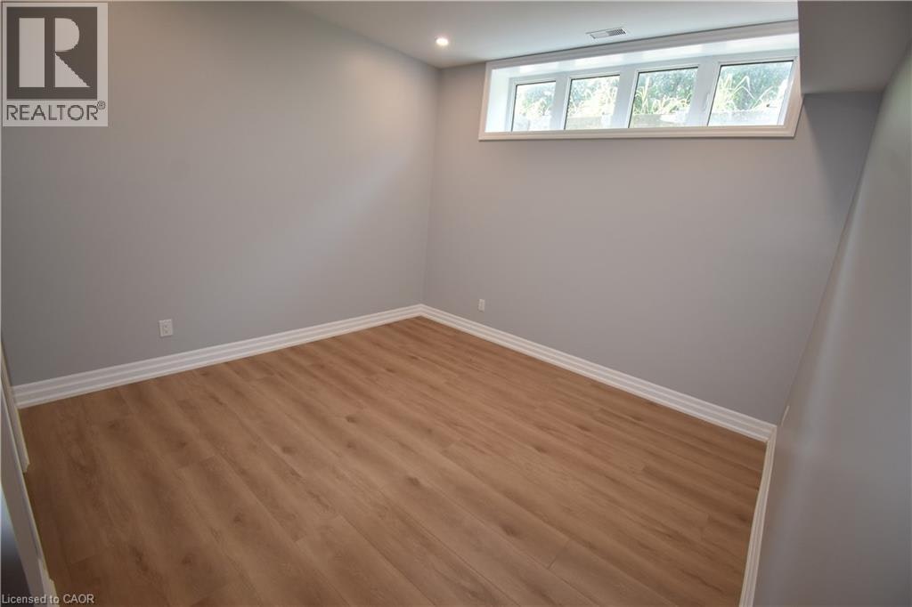2-1294 Coric Avenue, Burlington, ON, L7R 3S3 - 23