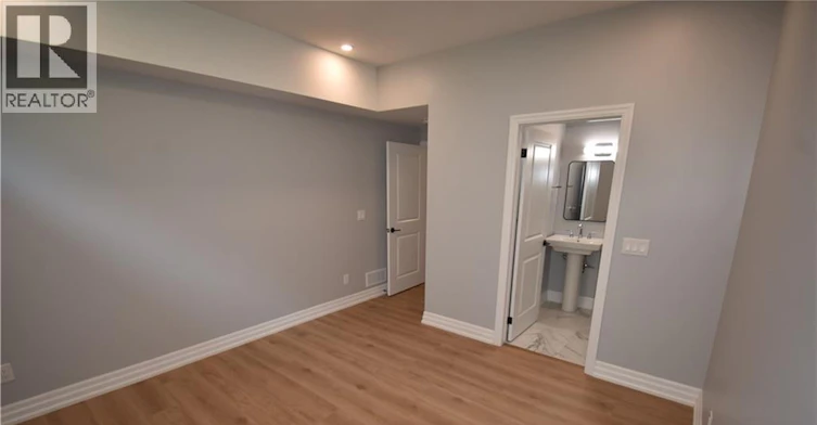 2-1294 Coric Avenue, Burlington, ON, L7R 3S3 - 24
