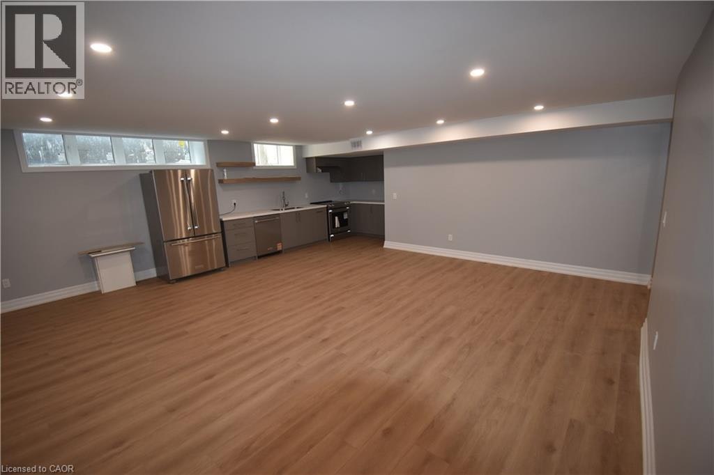 2-1294 Coric Avenue, Burlington, ON, L7R 3S3 - 2