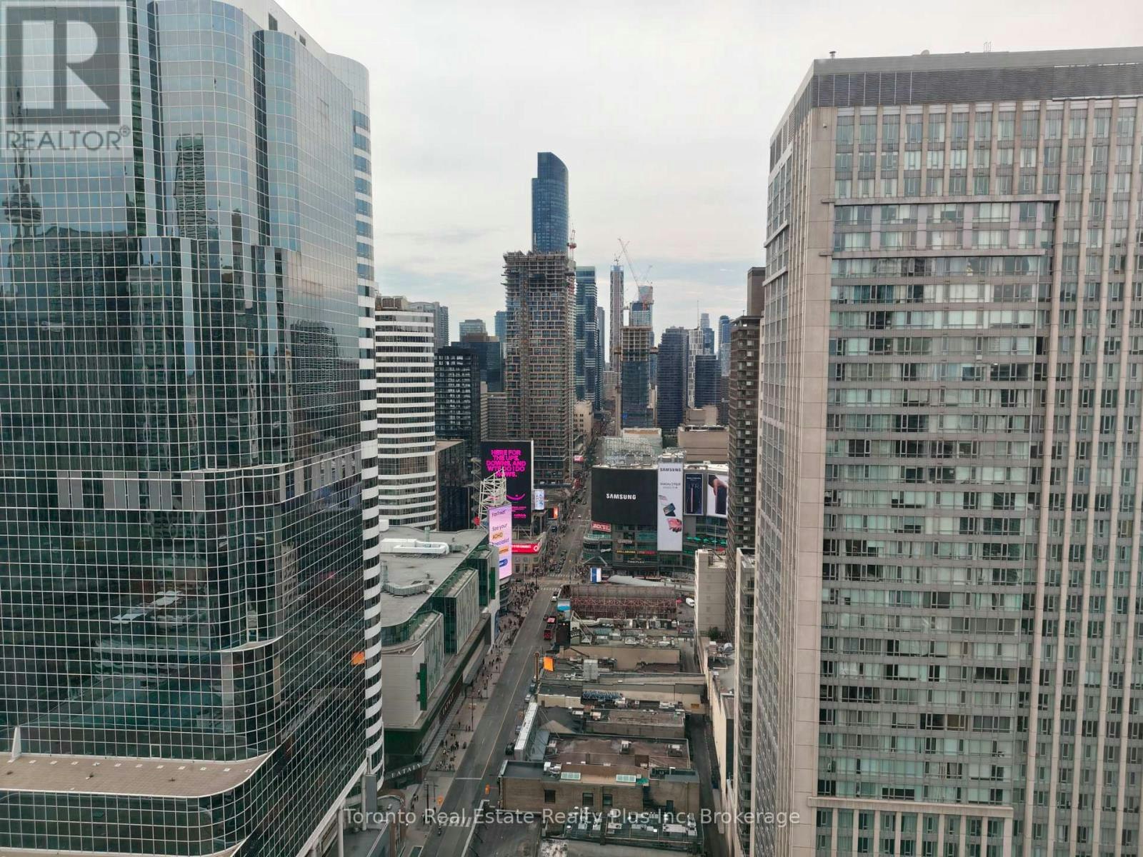 2914-197 Yonge Street, Toronto, ON, M5B 1M4 - 2