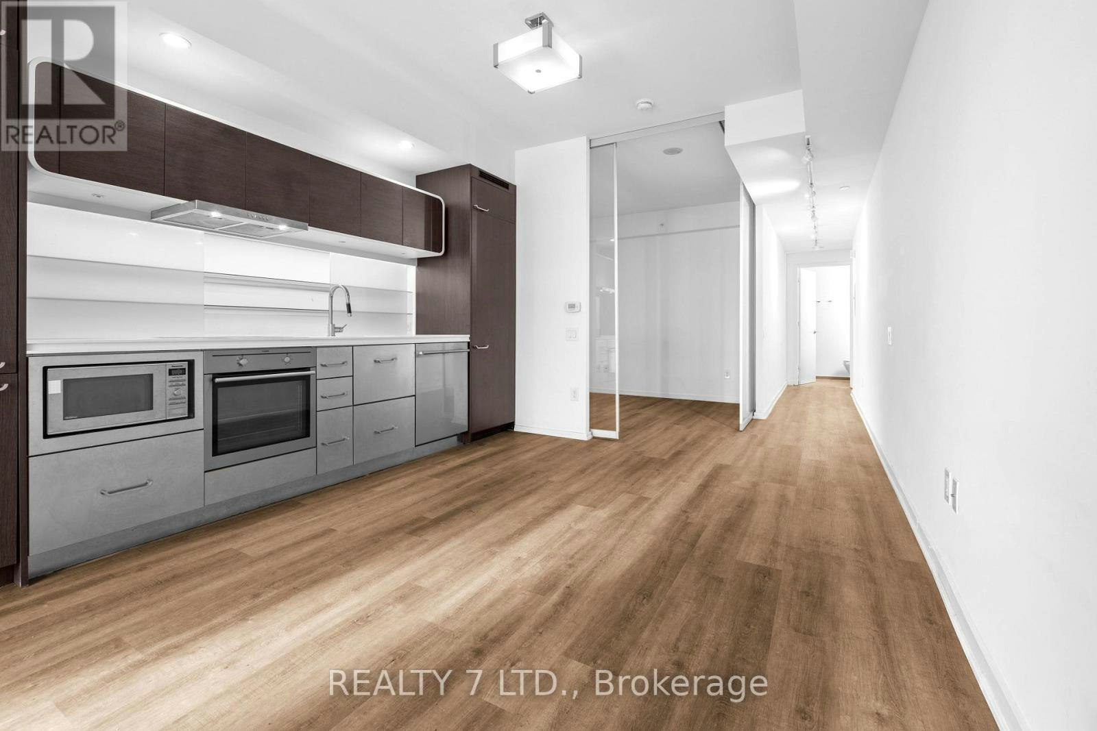 1808-45 Charles Street E, Toronto, ON, M4Y 0B8 - 15