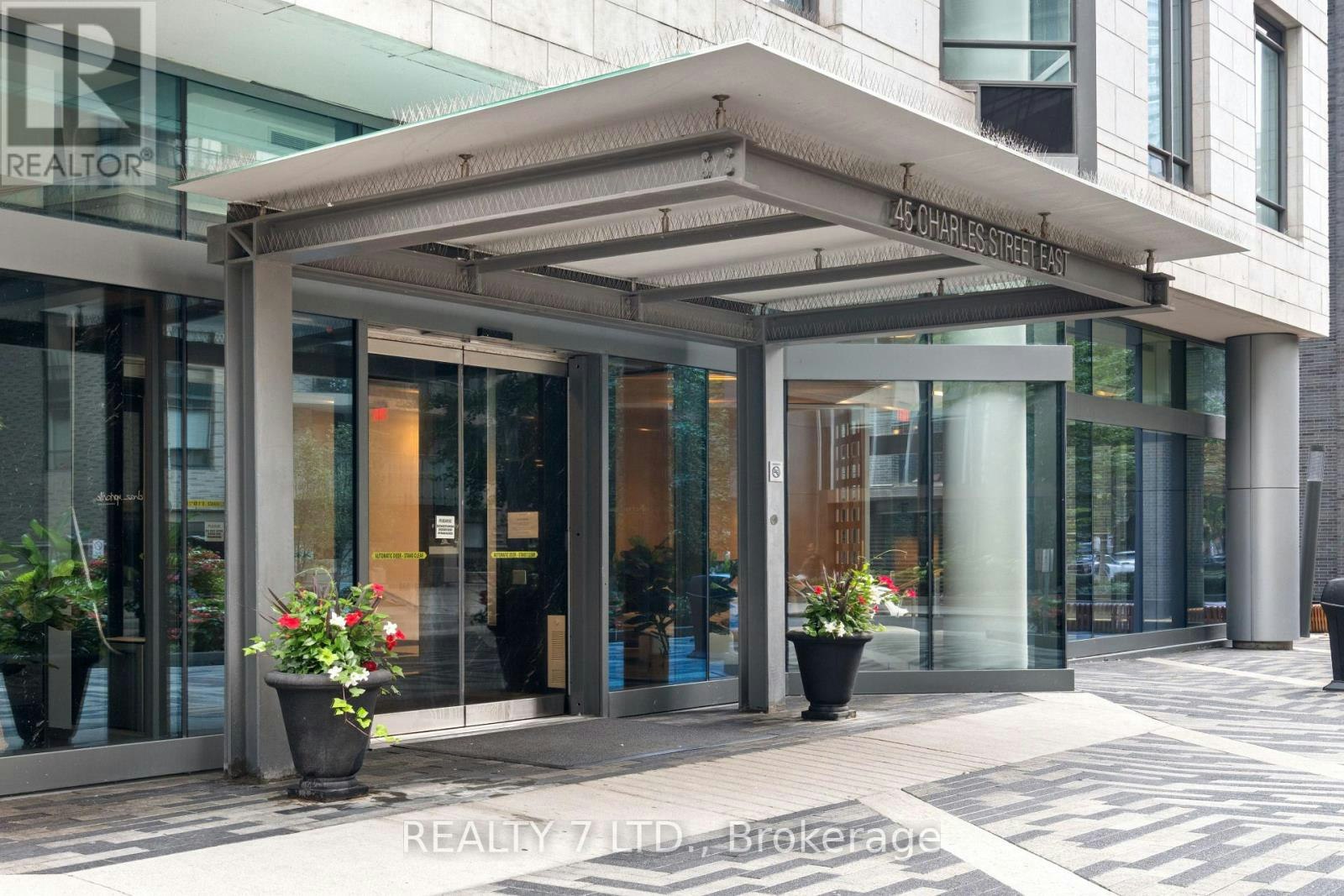 1808-45 Charles Street E, Toronto, ON, M4Y 0B8 - 6