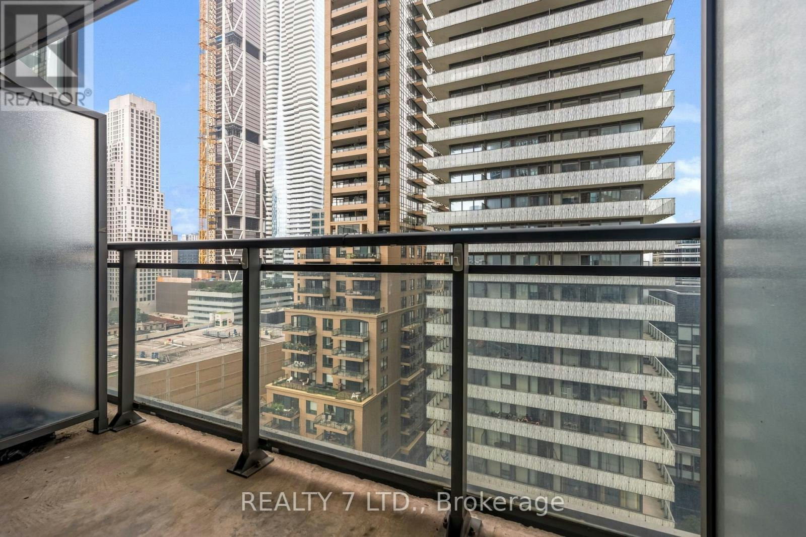 1808-45 Charles Street E, Toronto, ON, M4Y 0B8 - 25
