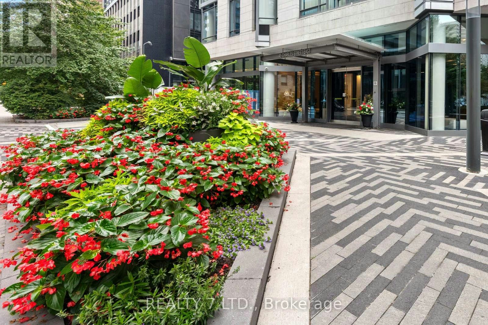 1808-45 Charles Street E, Toronto, ON, M4Y 0B8 - 5