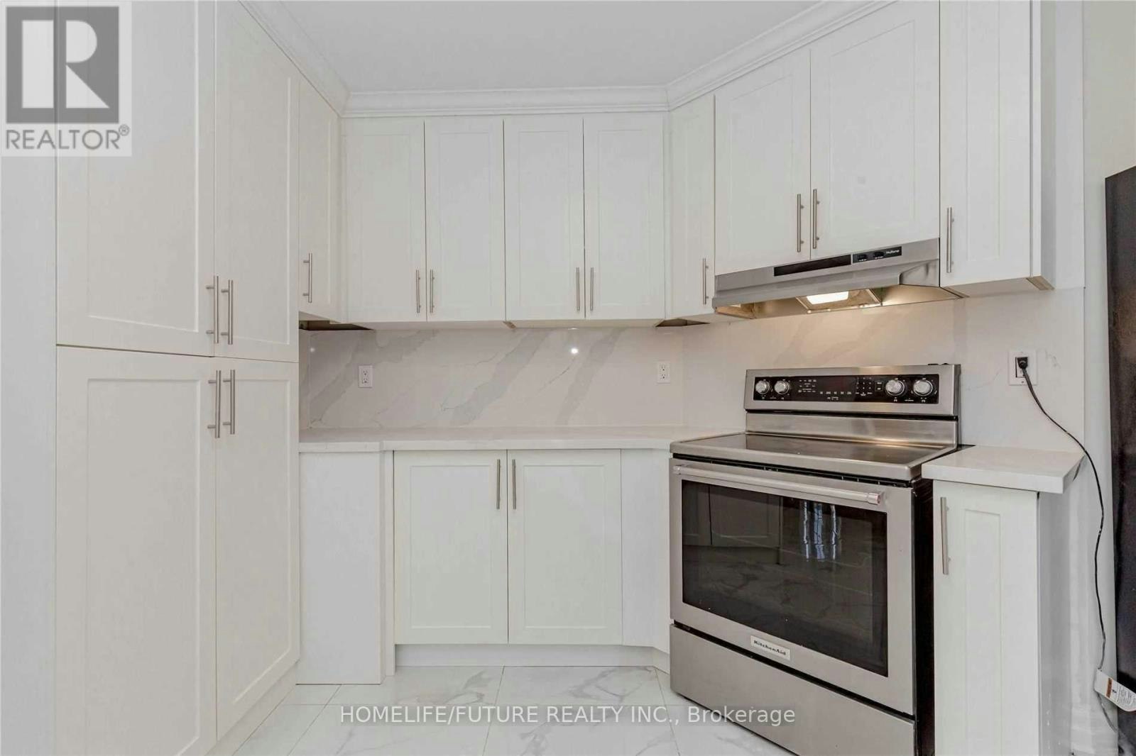 1 Catkins Crescent, Whitby, ON, L1R 3A2 - 10