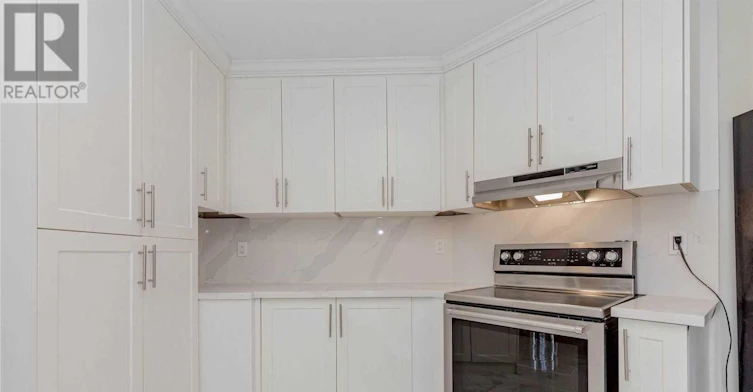 1 Catkins Crescent, Whitby, ON, L1R 3A2 - 10