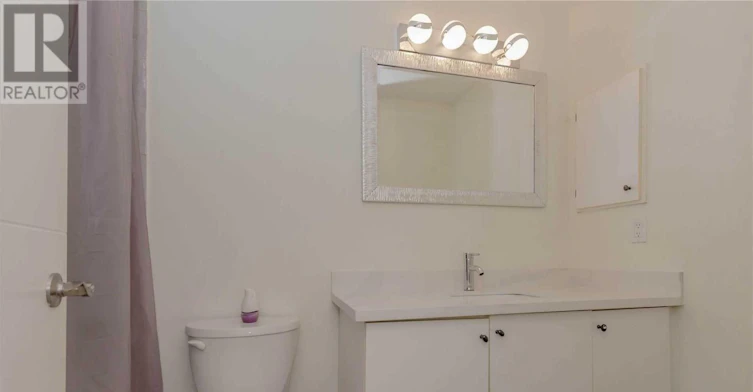 1 Catkins Crescent, Whitby, ON, L1R 3A2 - 29