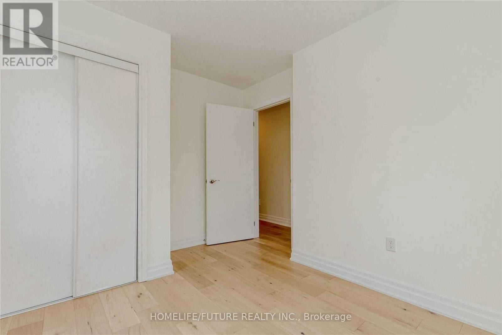 1 Catkins Crescent, Whitby, ON, L1R 3A2 - 31