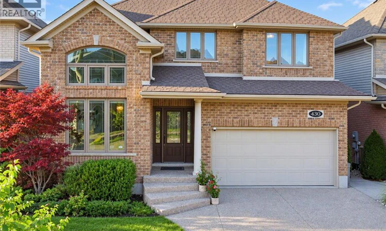 430 Rideau River Street
