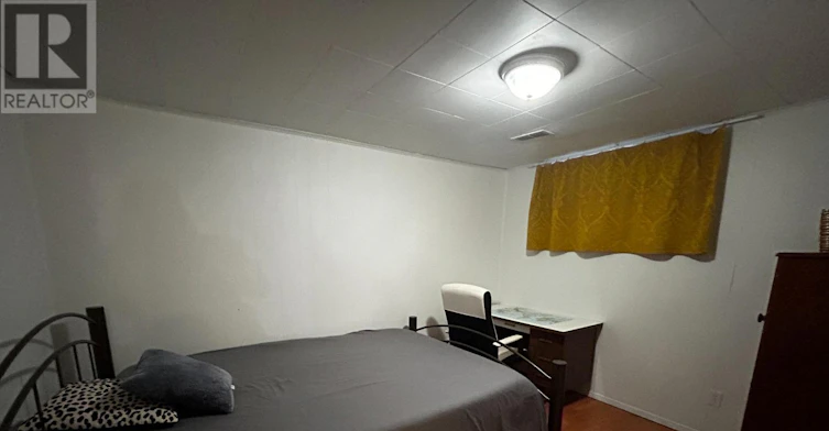 ROOM 2-460 Castlegrove Boulevard, London, ON, N6G 1K8 - 11