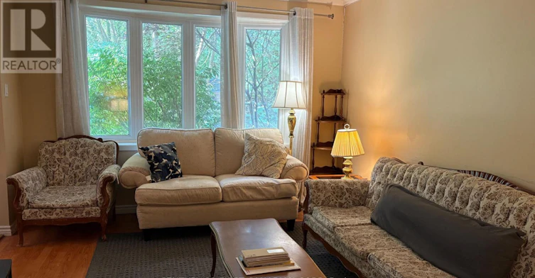 ROOM 3-460 Castlegrove Boulevard, London, ON, N6G 1K8 - 2