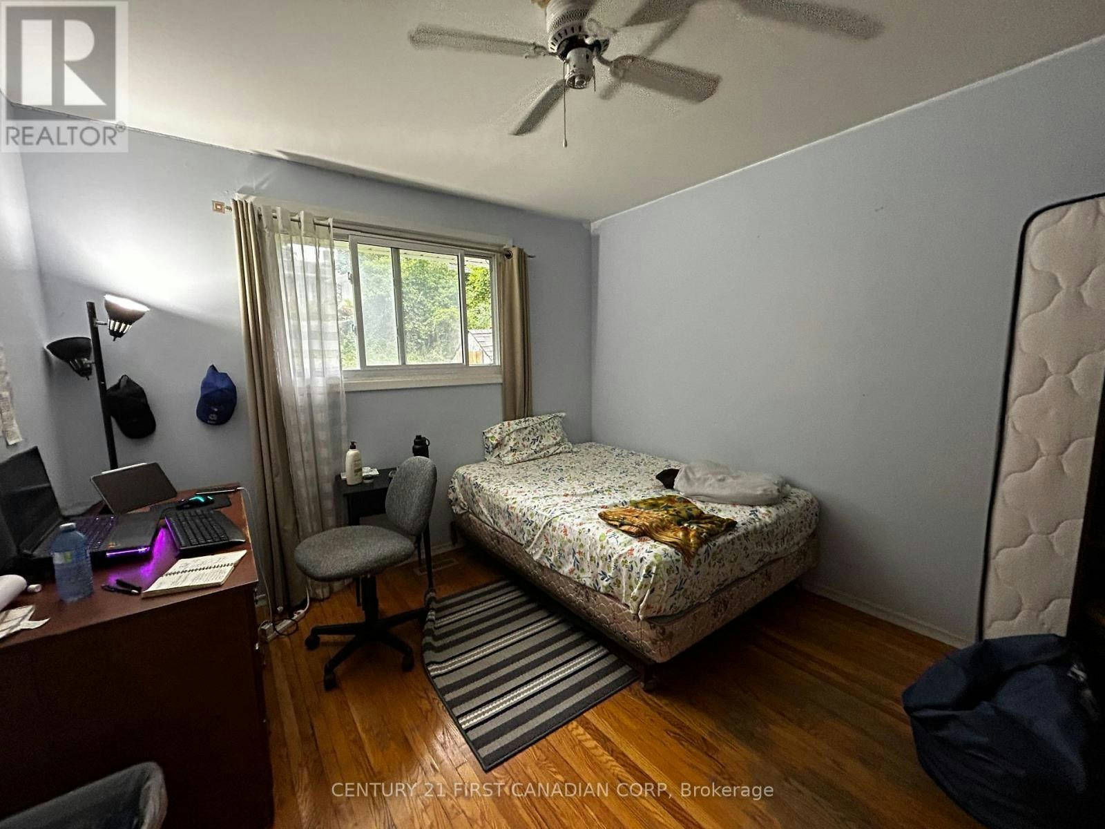 ROOM 3-460 Castlegrove Boulevard, London, ON, N6G 1K8 - 6