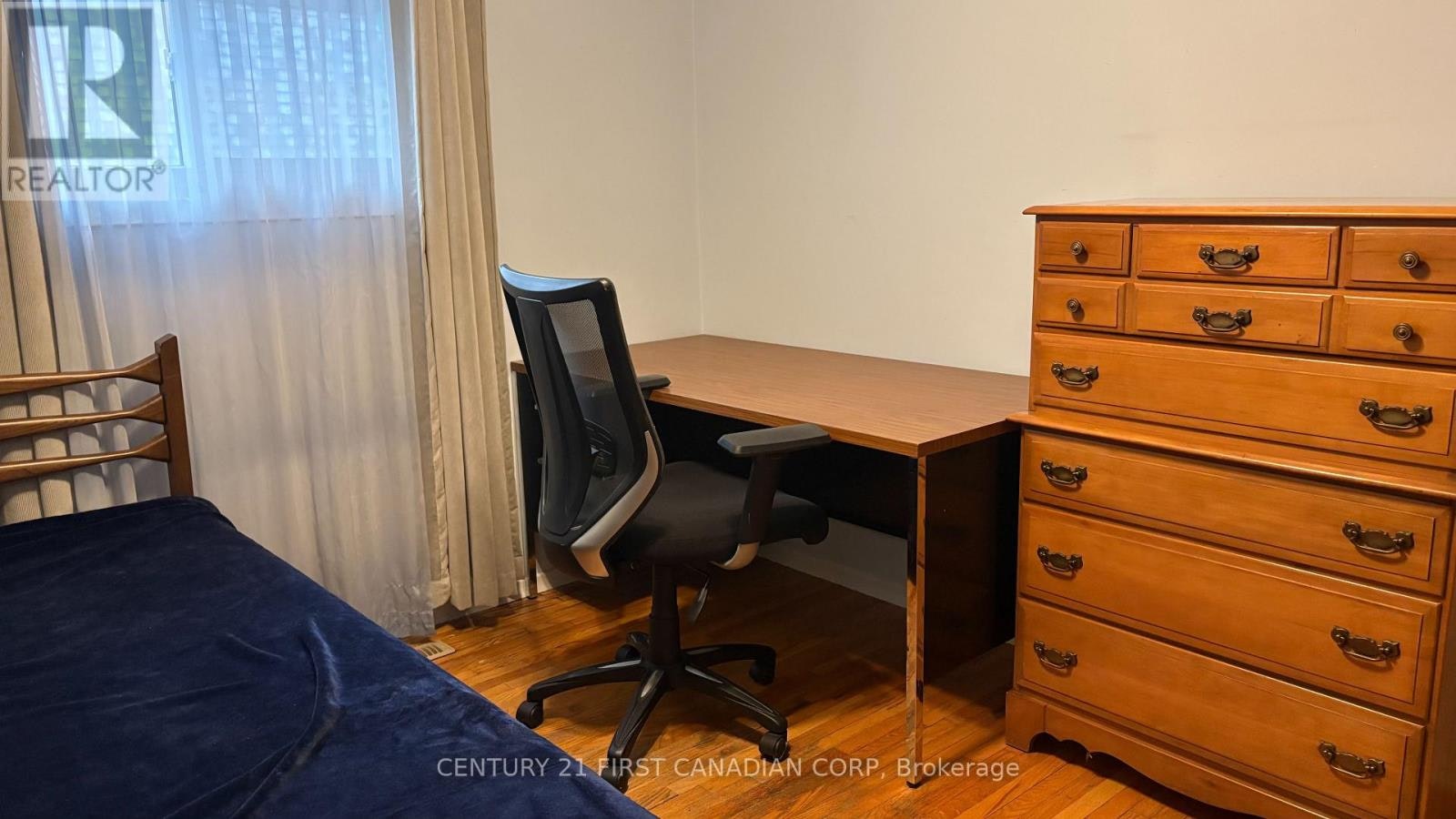 ROOM 3-460 Castlegrove Boulevard, London, ON, N6G 1K8 - 8