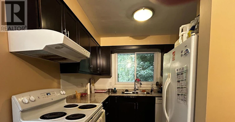 ROOM 4-460 Castlegrove Boulevard, London, ON, N6G 1K8 - 5
