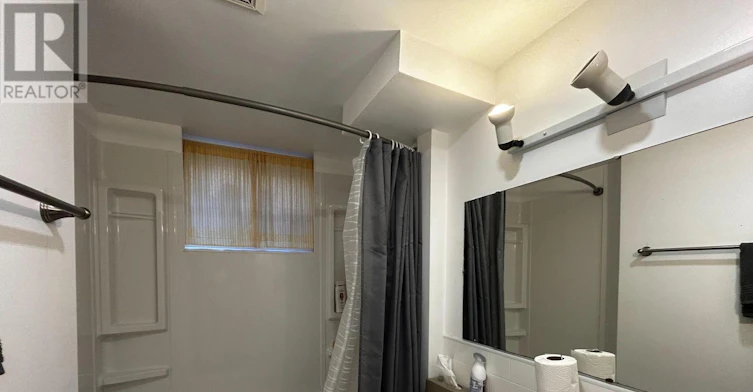ROOM 4-460 Castlegrove Boulevard, London, ON, N6G 1K8 - 12