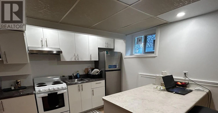 ROOM 5-460 Castlegrove Boulevard, London, ON, N6G 1K8 - 14