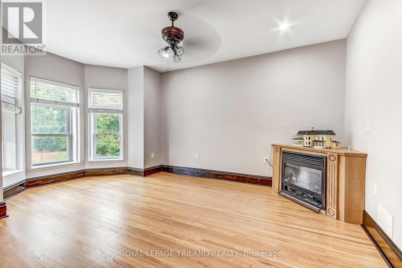 33 1/2-33 1/2st George Street, St. Thomas, ON, N5P 2L2 - 4