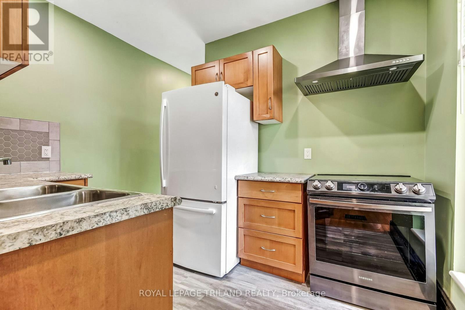 33 1/2-33 1/2st George Street, St. Thomas, ON, N5P 2L2 - 9