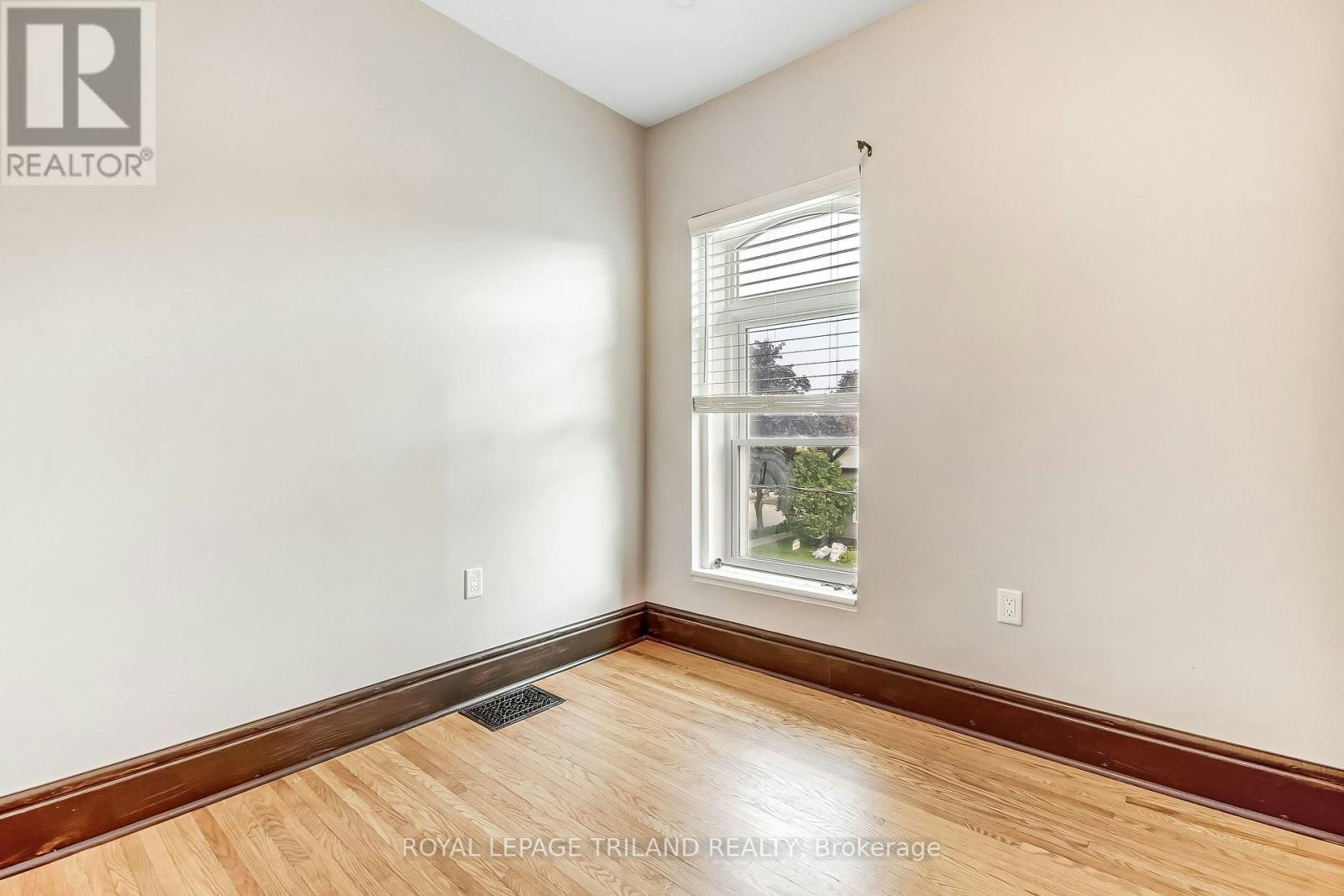 33 1/2-33 1/2st George Street, St. Thomas, ON, N5P 2L2 - 12