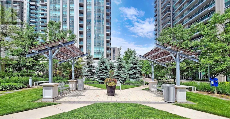 1612-17 Anndale Drive, Toronto, ON, M2N 2W7