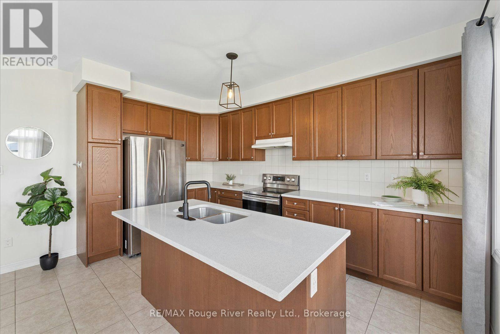 12 Bill Hutchinson Crescent, Clarington, ON, L1C 7E1 - 25