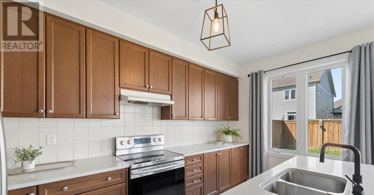 12 Bill Hutchinson Crescent, Clarington, ON, L1C 7E1 - 24