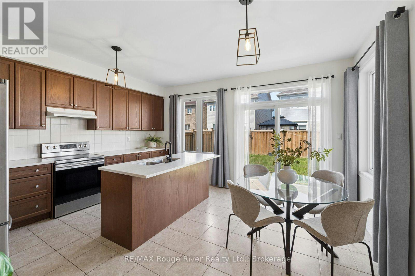 12 Bill Hutchinson Crescent, Clarington, ON, L1C 7E1 - 21