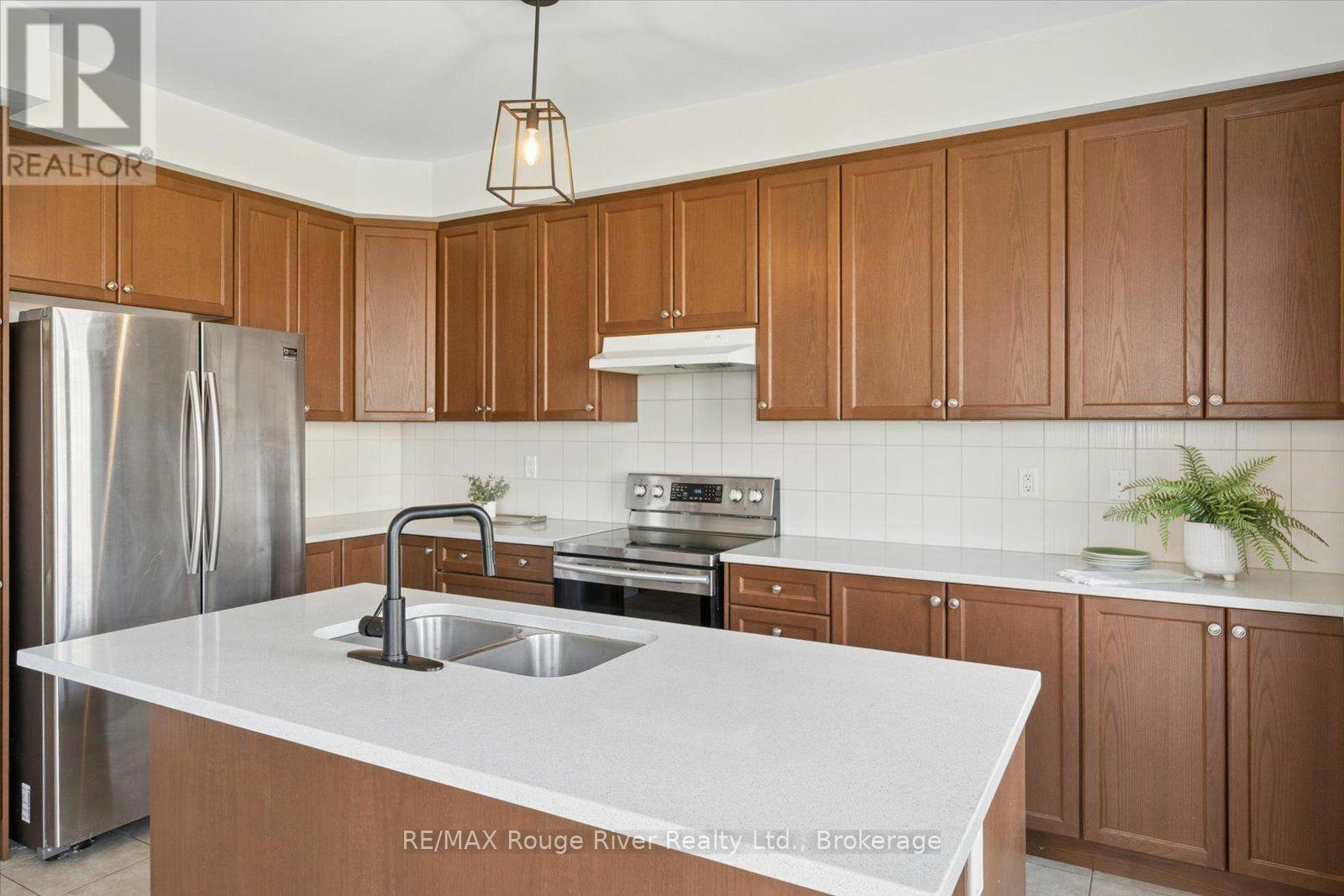 12 Bill Hutchinson Crescent, Clarington, ON, L1C 7E1 - 23