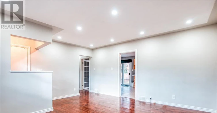 14 Graham Crescent, London, ON, N5W 4L8 - 6