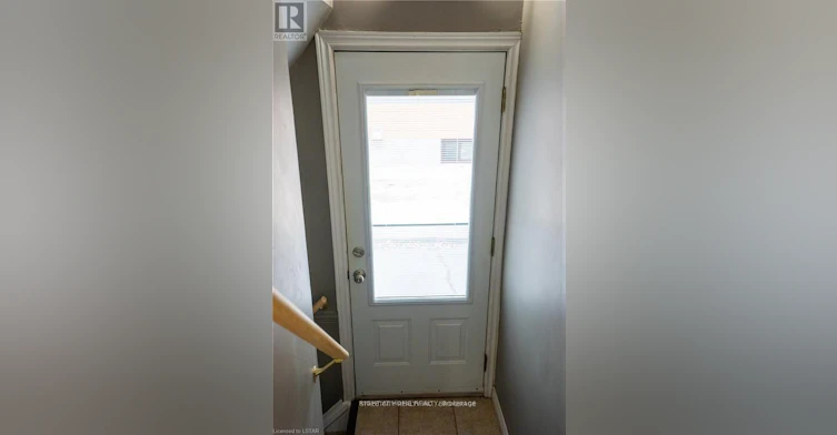 14 Graham Crescent, London, ON, N5W 4L8 - 14