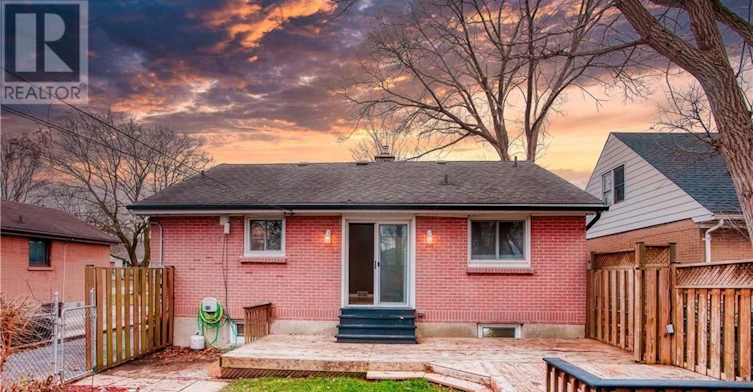 14 Graham Crescent, London, ON, N5W 4L8 - 2