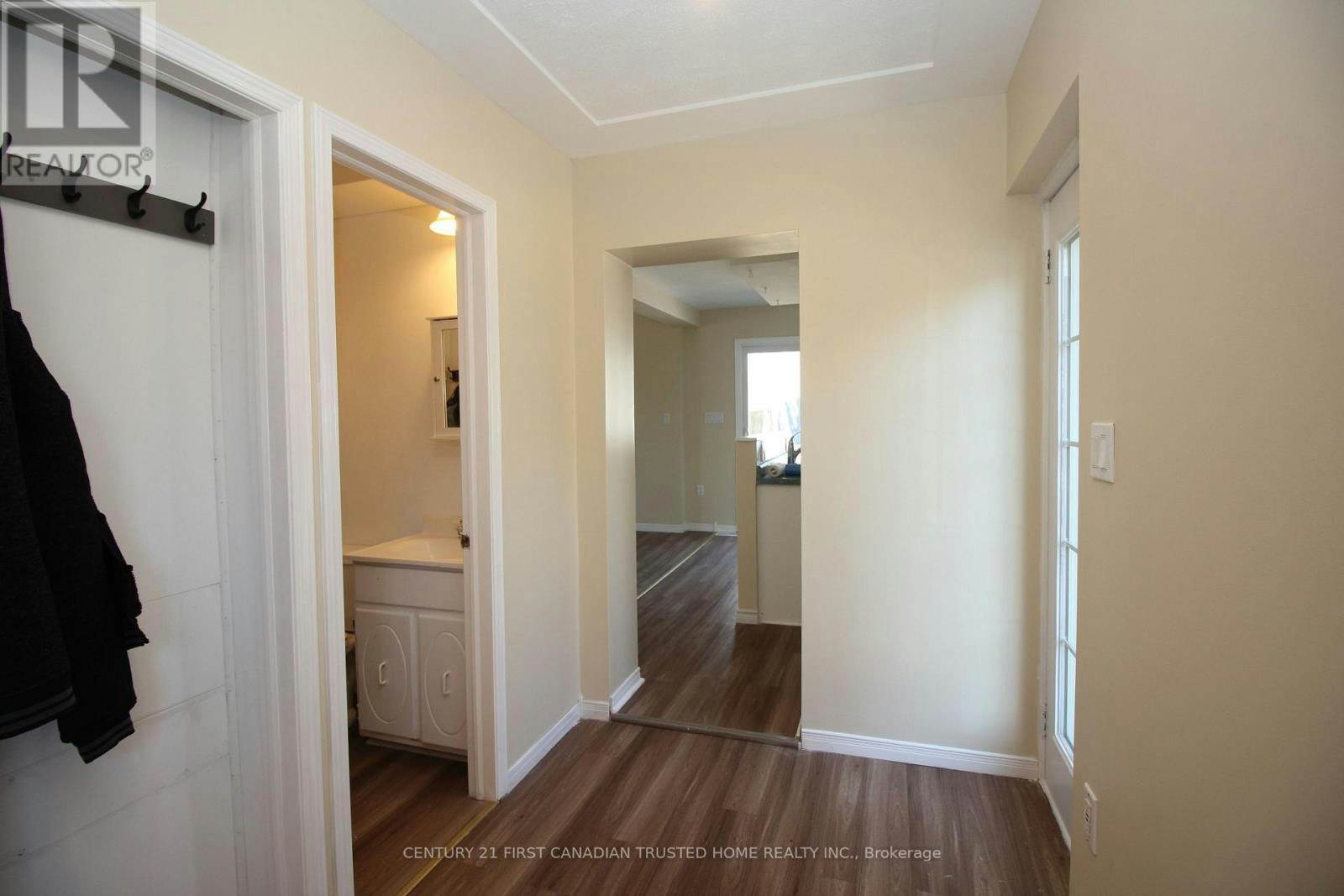 UPPER-12 Weston Street, London, ON, N6C 1R1 - 17