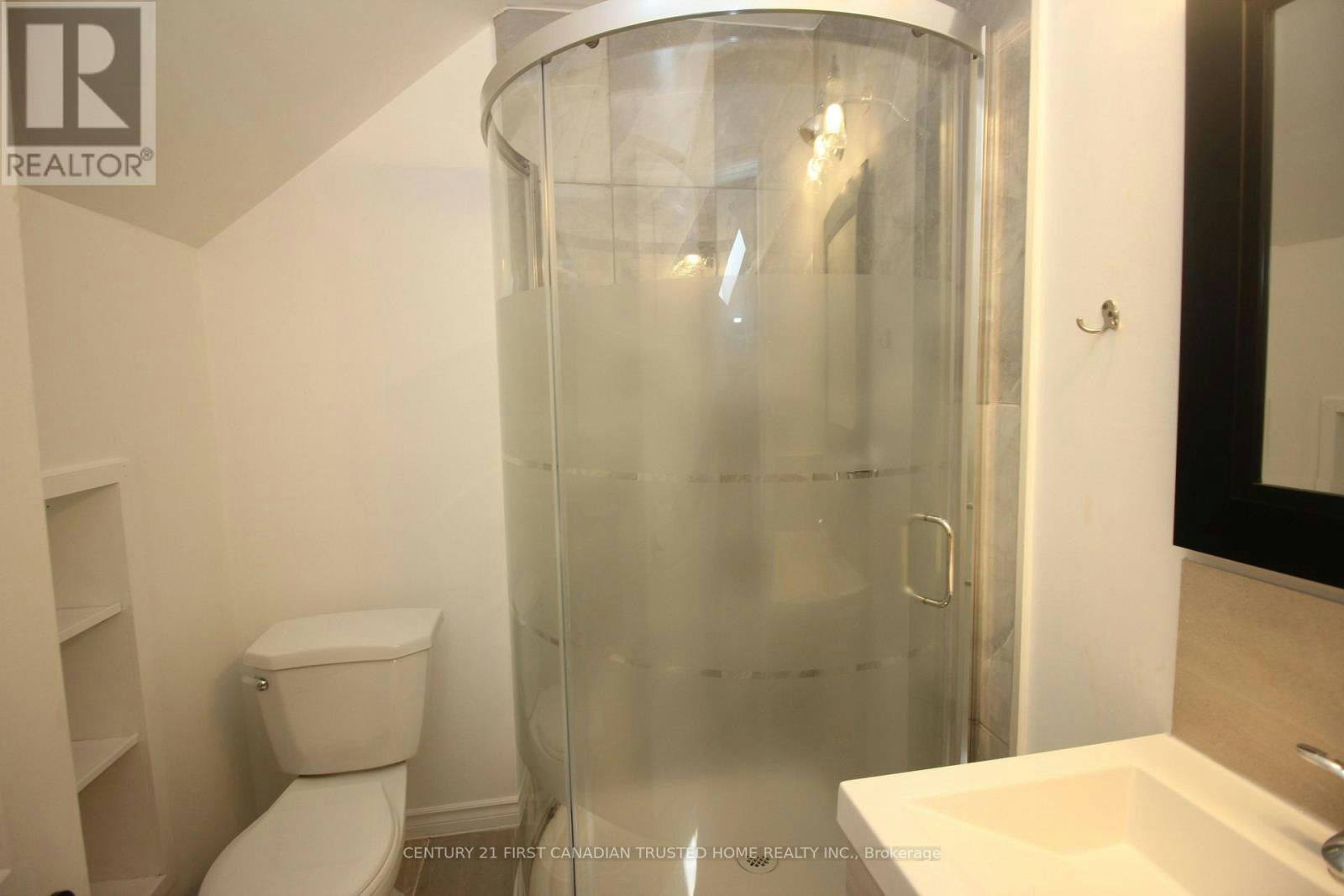 UPPER-12 Weston Street, London, ON, N6C 1R1 - 13