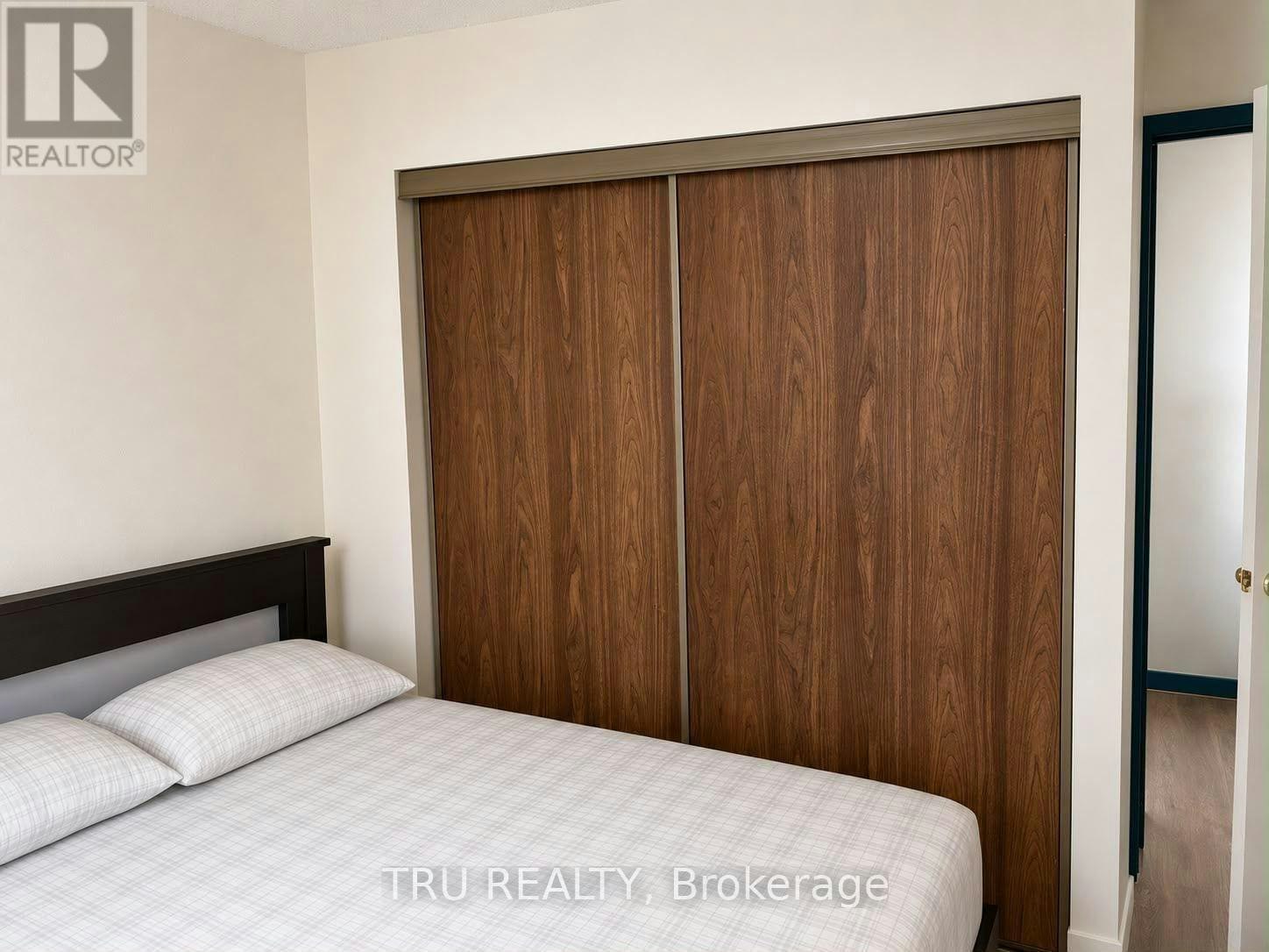 801-2019 Bank Street, Ottawa, ON, K1V 0N1 - 5