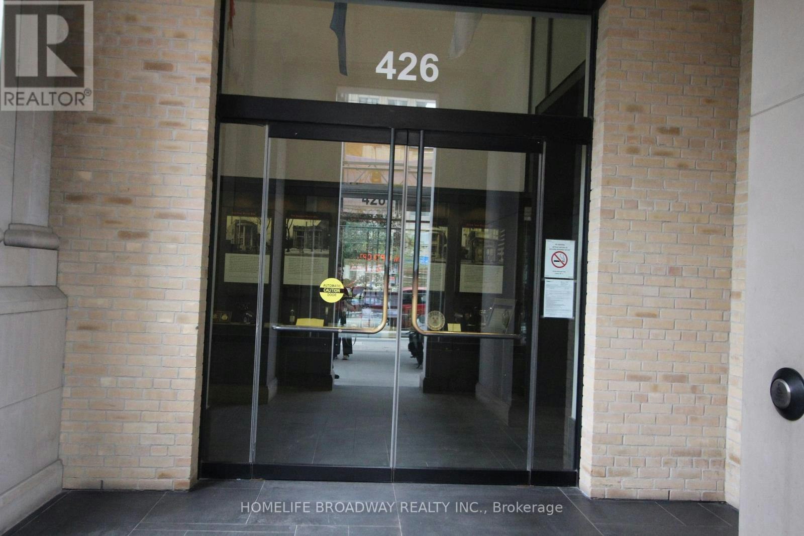 3701-426 University Avenue, Toronto, ON, M5G 1S9