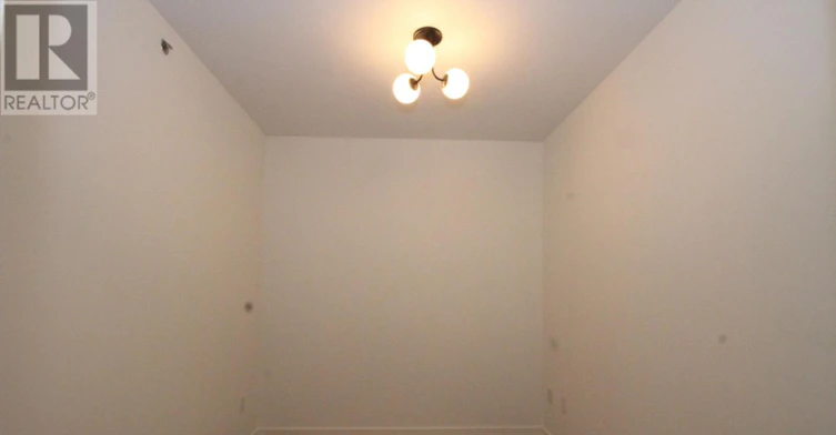 3701-426 University Avenue, Toronto, ON, M5G 1S9 - 3