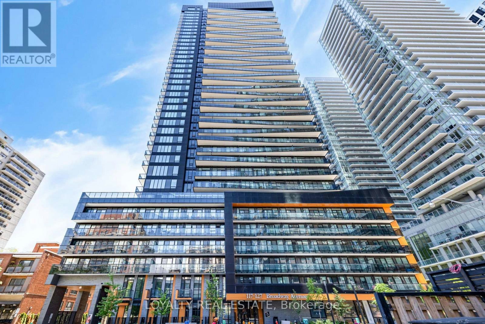 211-117 Broadway Avenue, Toronto, ON, M4P 1V3