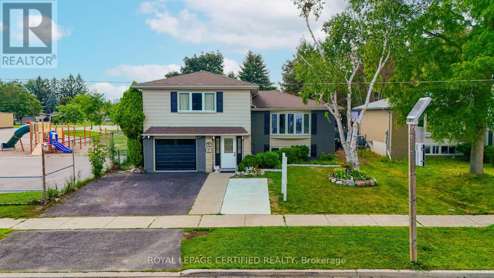 48 Highcastle Road, Toronto, ON, M1E 4N1