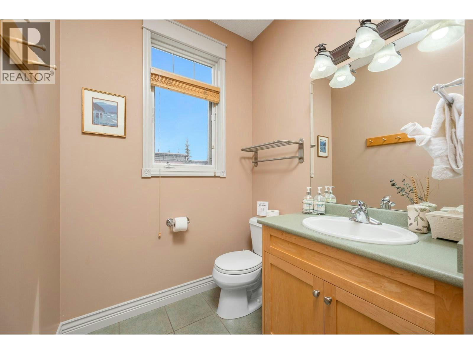 7-635 Monashee Road, Silver Star, BC, V1B 3M1 - 12