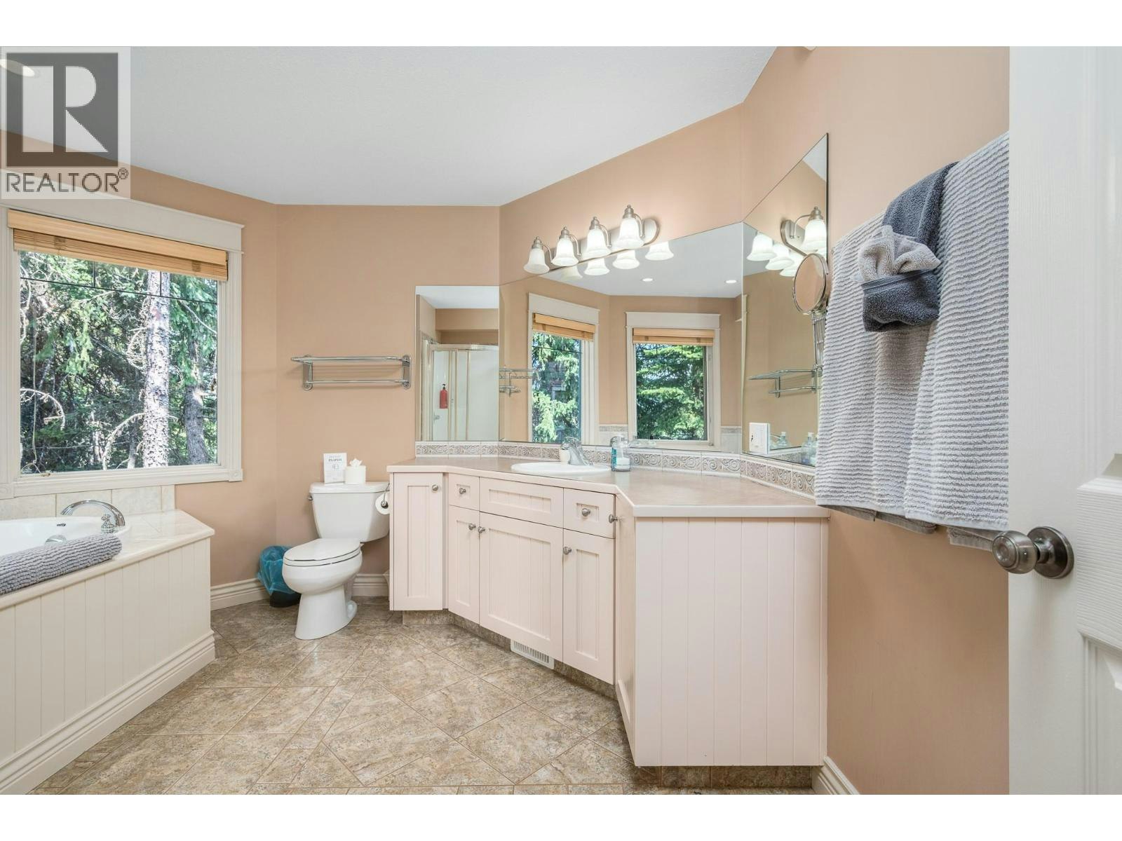 7-635 Monashee Road, Silver Star, BC, V1B 3M1 - 18